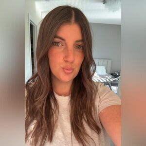 Meet your Posher, Suzy